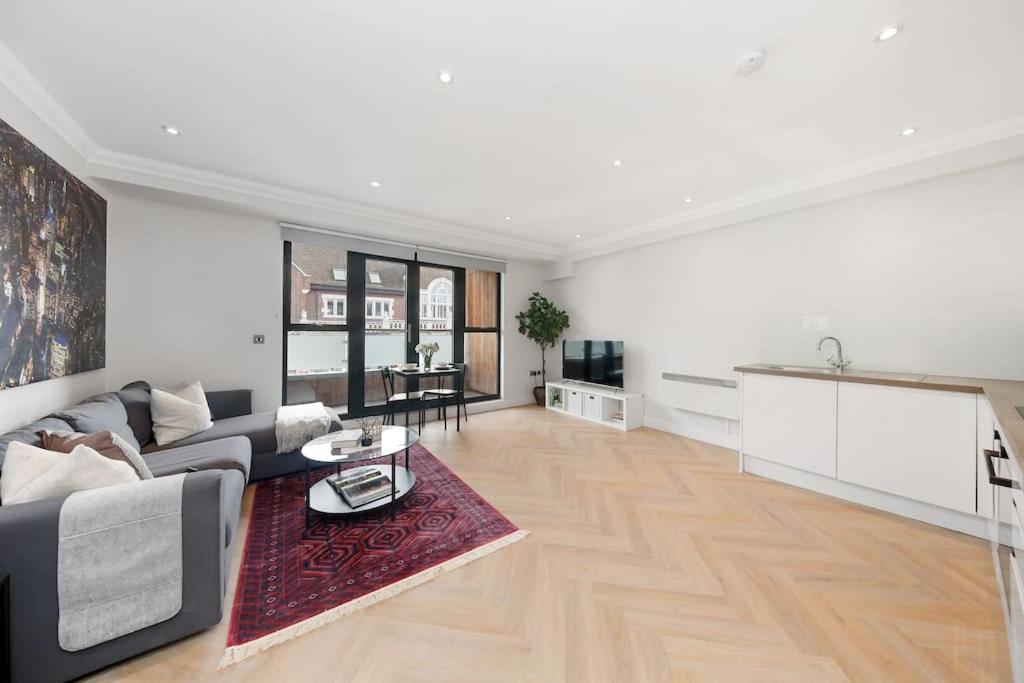 Pleasing 2Bed Flat 10Min To Wimbledon Tennis Court Лондон Экстерьер фото